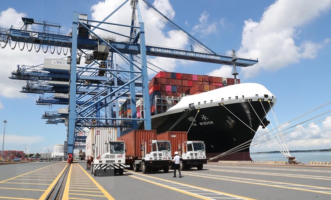 Ước tính hết tháng 12, tổng kim ngạch xuất nhập khẩu của TP.HCM cả năm 2022 đạt khoảng 140 tỷ USD, tăng 9,8% so với năm 2021.