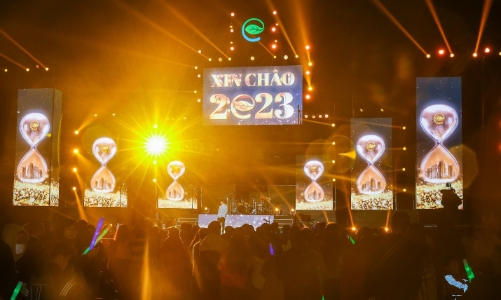 Hơn 20 nghìn cư dân Ecopark mãn nhãn cùng đại tiệc countdown hoành tráng