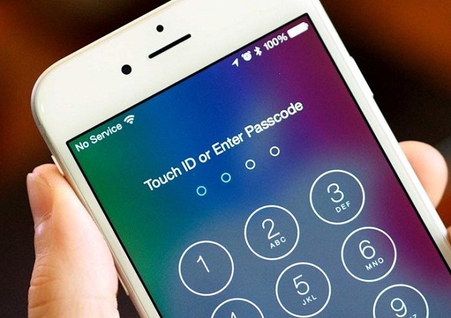 Nhiều người ở TP.HCM than phiền tình trạng “Không dịch vụ” (No service) của nhà mạng MobiFone. (Ảnh minh họa).
