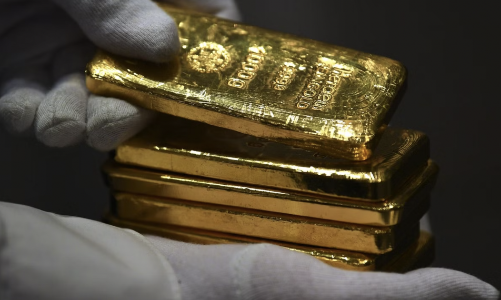 Giá vàng thế giới cao nhất 6 tháng, được dự báo sẽ lập kỷ lục mới trong năm 2023