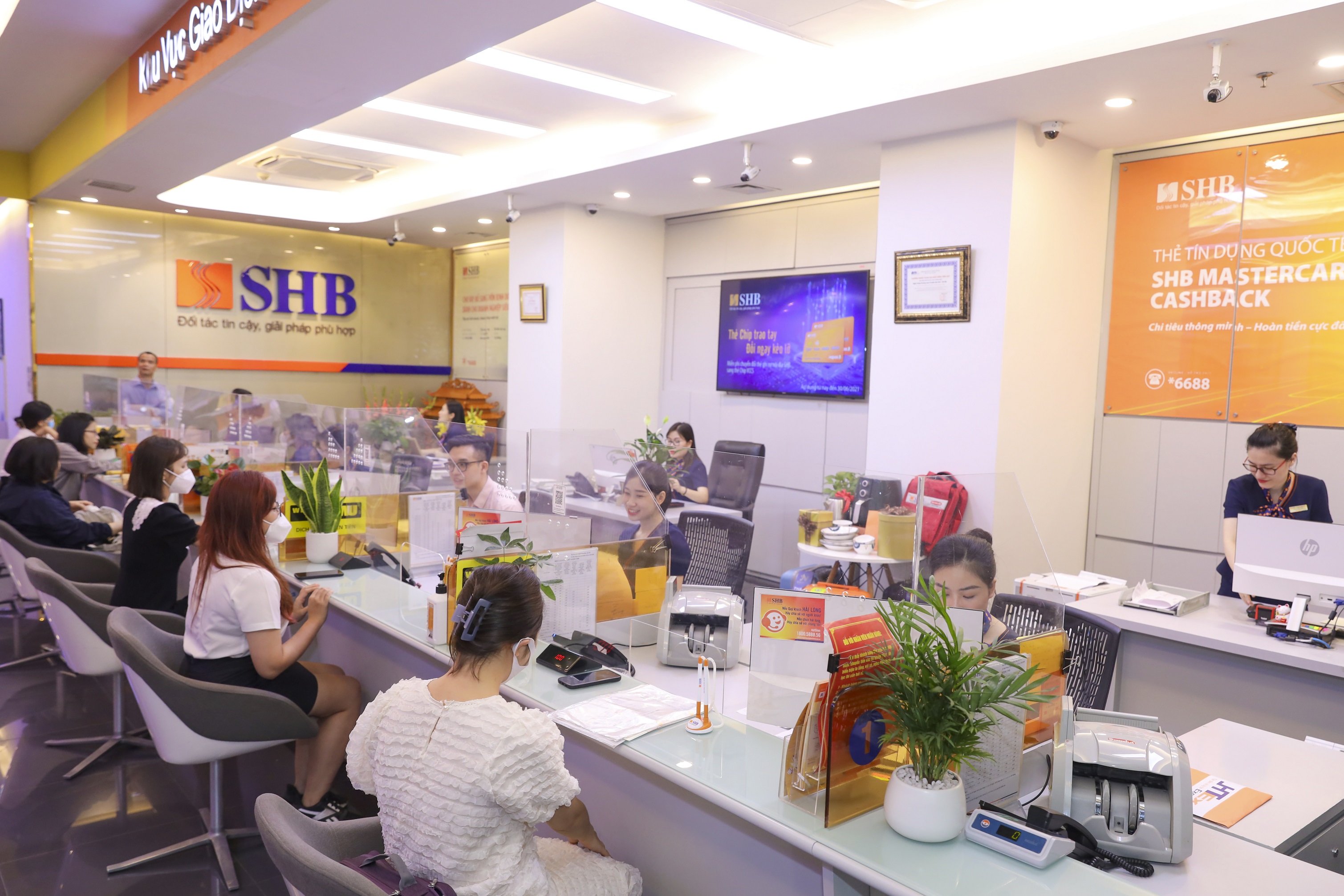 Thỏa thuận chuyển nhượng SHB Finance đem lại nguồn thặng dư vốn đáng kể cho SHB cũng như nâng cao năng lực tài chính và vị thế của Ngân hàng.