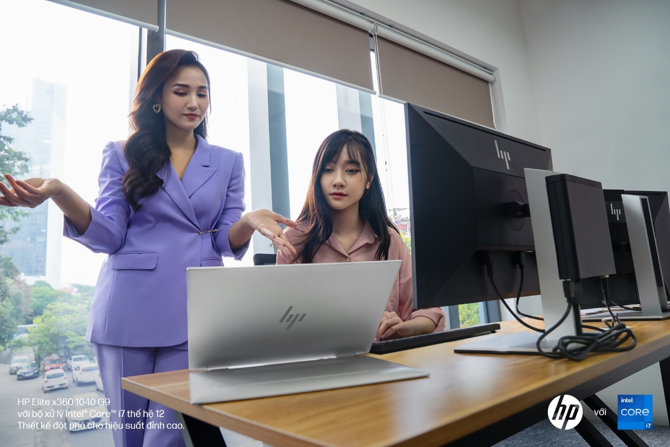 Một chiếc máy tính ứng dụng công nghệ AI và trang bị các tính năng cộng tác tối ưu.