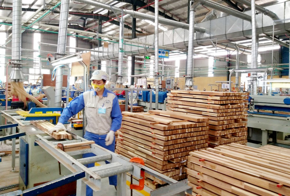 Việt Nam là nước xuất khẩu đồ gỗ lớn thứ hai trong khu vực châu Á-Thái Bình Dương.