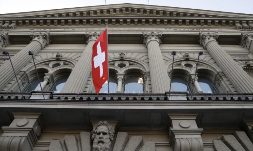 Trụ sở Ngân hàng Trung ương Thuỵ Sỹ (SNB) ở Bern - Ảnh: Bloomberg/CNBC.