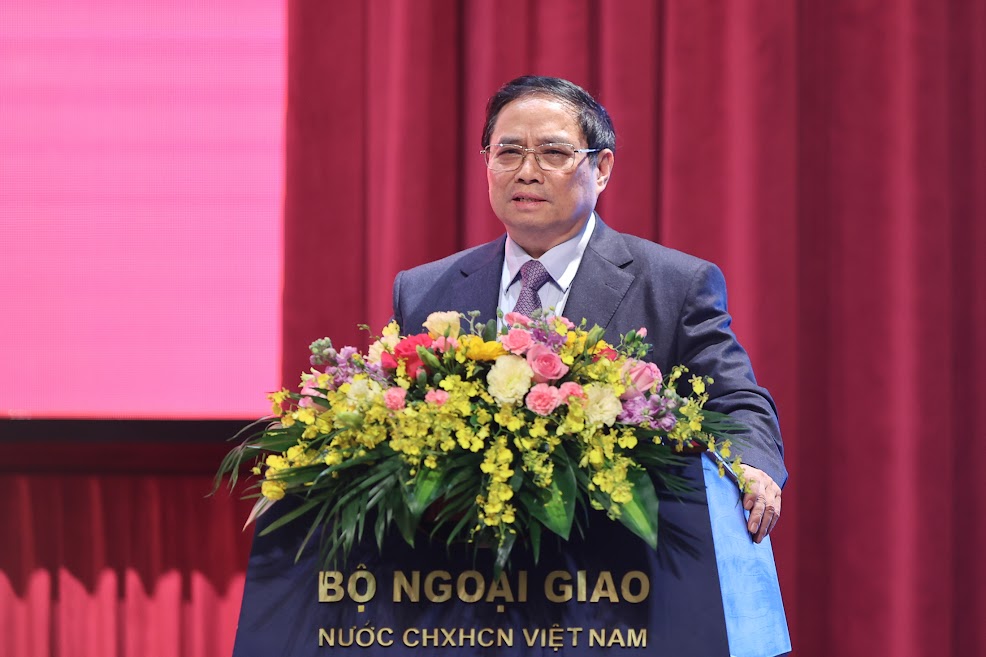 Thủ tướng nêu rõ 6 nhiệm vụ trọng tâm của ngành ngoại giao trong năm 2023 - Ảnh: VGP