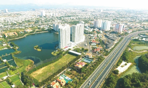 Bất động sản nhà ở TP.HCM và vùng phụ cận dự báo phục hồi nhẹ từ quý 3/2023