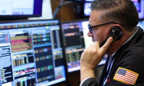 Chứng khoán Mỹ tăng điểm trong lúc chờ báo cáo lạm phát, giá dầu tiếp tục đi lên