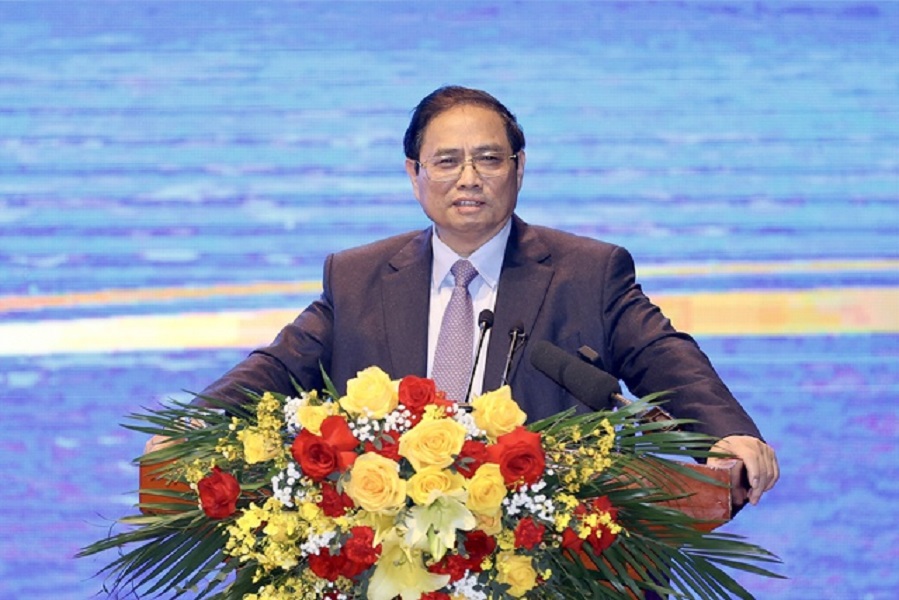 Thủ tướng Phạm Minh Chính: "PVN tiếp tục đoàn kết, nâng cao tinh thần dám nghĩ, dám làm với khát vọng xây dựng và phát triển Tập đoàn Dầu khí Quốc gia Việt Nam là đơn vị nòng cốt của ngành Dầu khí". Ảnh: VGP.