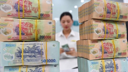 Government prioritizes handling weak credit institutions