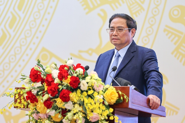 Thủ tướng cho biết nhiệm kỳ này tập trung cao độ phát triển hệ thống đường cao tốc, nhiệm kỳ tới sẽ tập trung cho hệ thống đường sắt tốc độ cao.