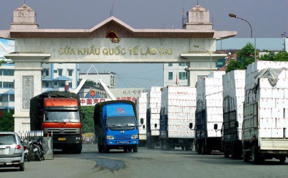 Từ ngày 8/1/2023 trở đi, Cửa khẩu quốc tế đường bộ Lào Cai mở từ 7-22h hàng ngày, kể cả ngày nghỉ lễ, Tết.