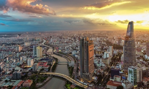 TP.HCM: Nỗ lực vượt khó, phục hồi tăng trưởng