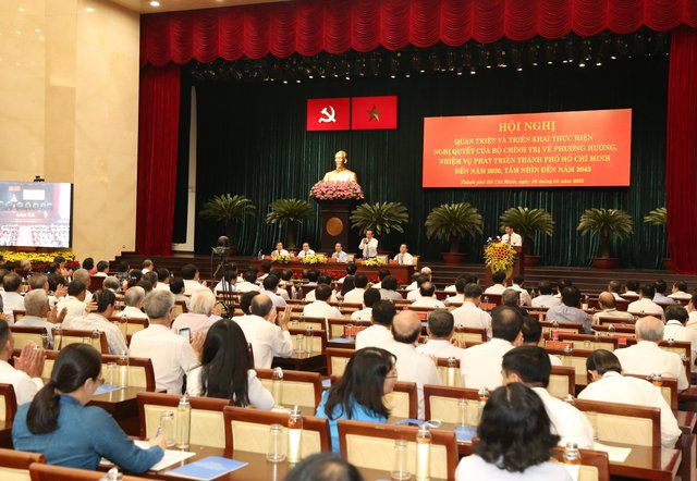 Hội nghị quán triệt, triển khai thực hiện Nghị quyết 31 của Bộ Chính trị về phương hướng, nhiệm vụ phát triển TP.HCM đến năm 2030, tầm nhìn đến năm 2045 tại TP.HCM - Ảnh: PC.