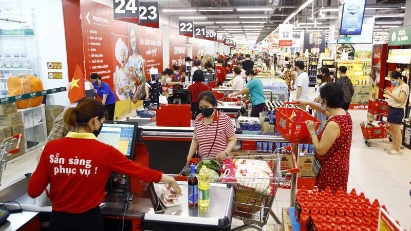 Social commerce remains a key retail trend in 2023