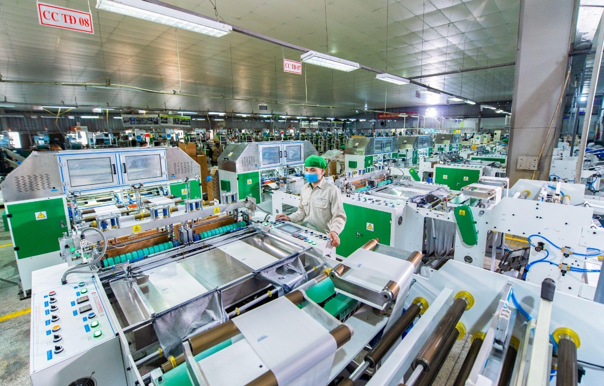 Dây chuyền sản xuất với quy trình hiện đại của Tập đoàn Stavian.