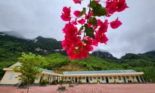 Rạo rực xuân về trên bản Sa Ná – Thanh Hóa