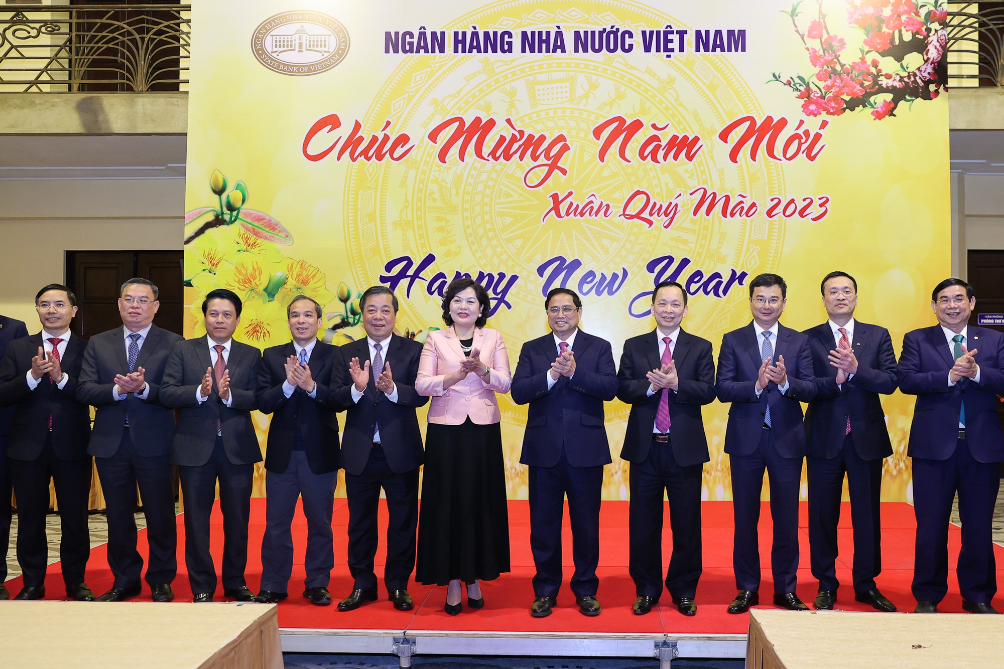 Thủ tướng yêu cầu tập trung tháo gỡ khó khăn, thúc đẩy phát triển thị trường bất động sản cả về phía người bán và người mua - Ảnh: VGP
