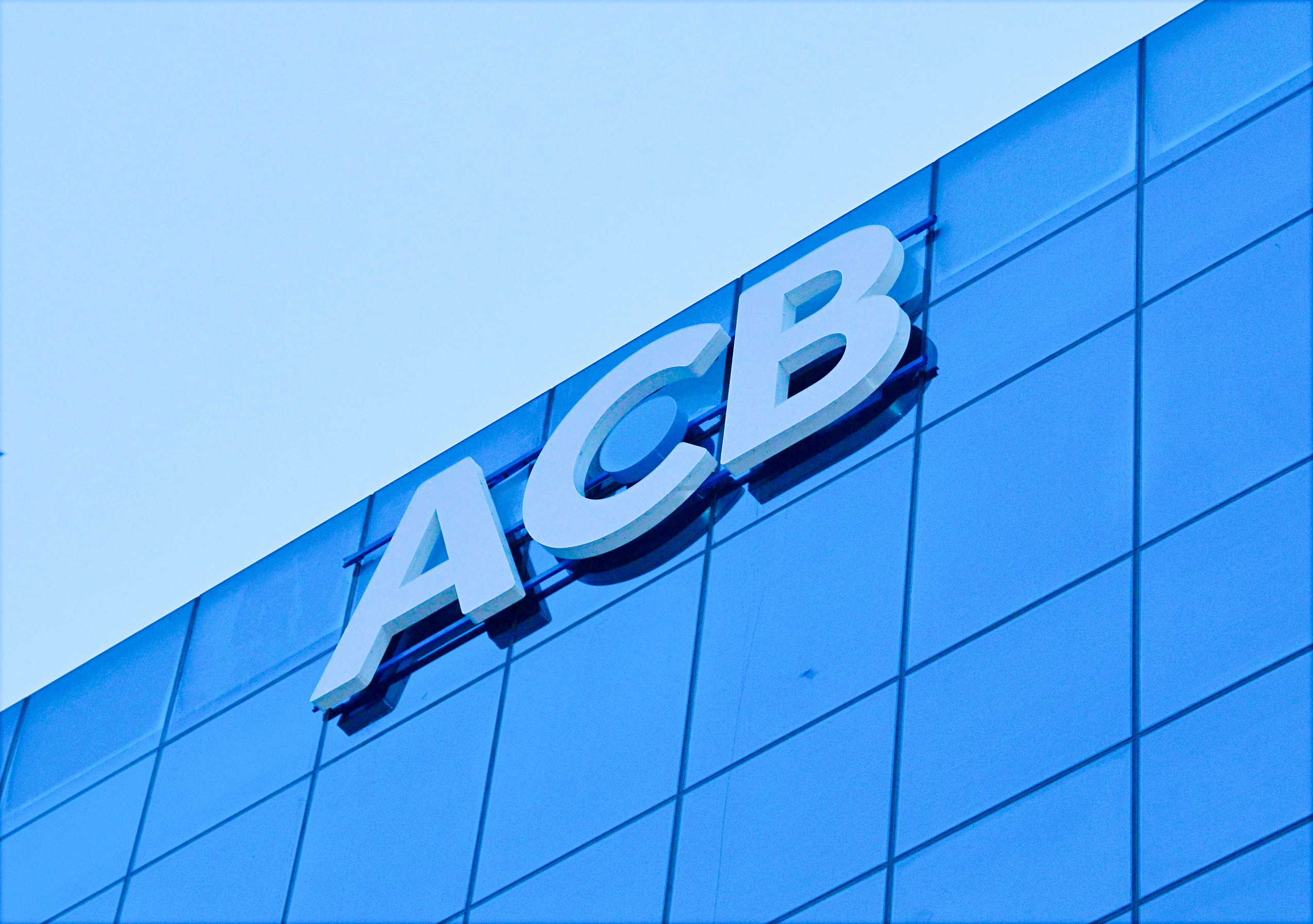 ACB đã duy trì tỷ lệ nợ xấu ở mức thấp dưới 1% trong suốt 7 năm liên tiếp, tỷ lệ bao phủ nợ xấu tiếp tục duy trì ở mức cao, trên 155%.