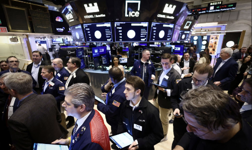 Dow Jones đứt chuỗi 6 phiên tăng, giá dầu tụt dốc vì mối lo Fed tăng lãi suất