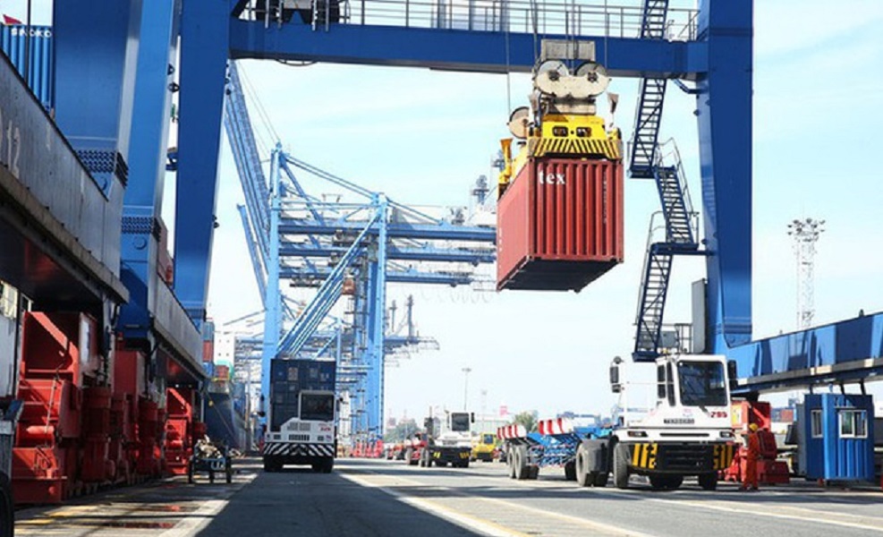 Xuất khẩu năm 2023 dự báo còn nhiều khó khăn.