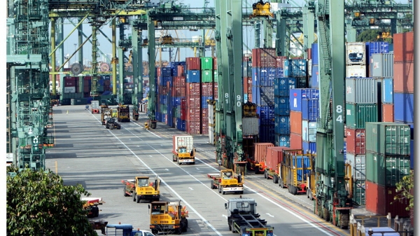 TP.HCM nhập siêu 2,27 tỷ USD trong quý 1/2023