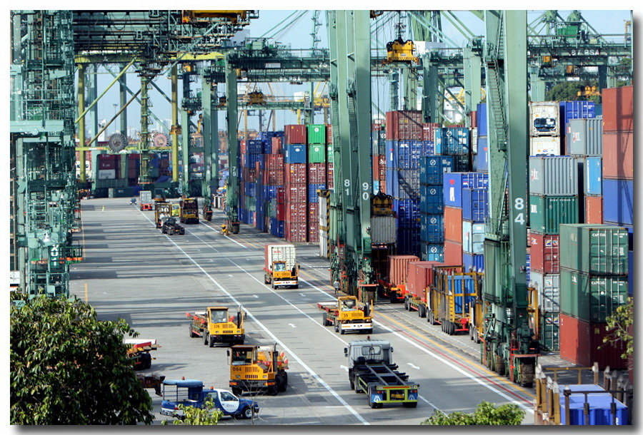 Trong quý 1/2023, kim ngạch xuất nhập khẩu hàng hóa qua cảng TP.HCM giảm 6,5 tỷ USD.