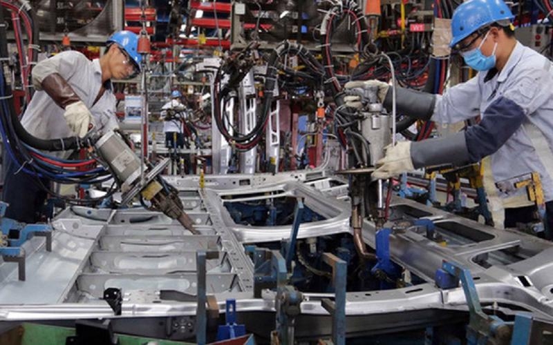 Manufacturing continues to face challenges