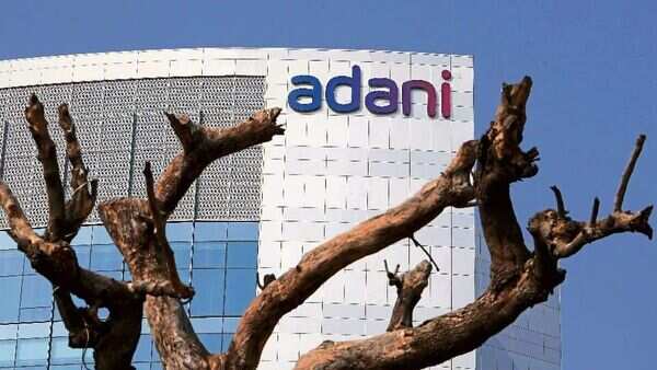 Adani Group đang lao đao vì báo cáo của công ty bán khống Mỹ - Ảnh: Getty Image