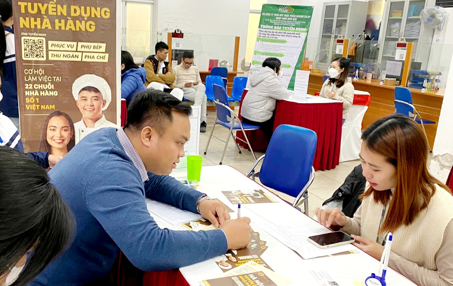 Doanh nghiệp đẩy mạnh tuyển dụng ngay từ đầu năm. Ảnh - N.Dương.&nbsp;