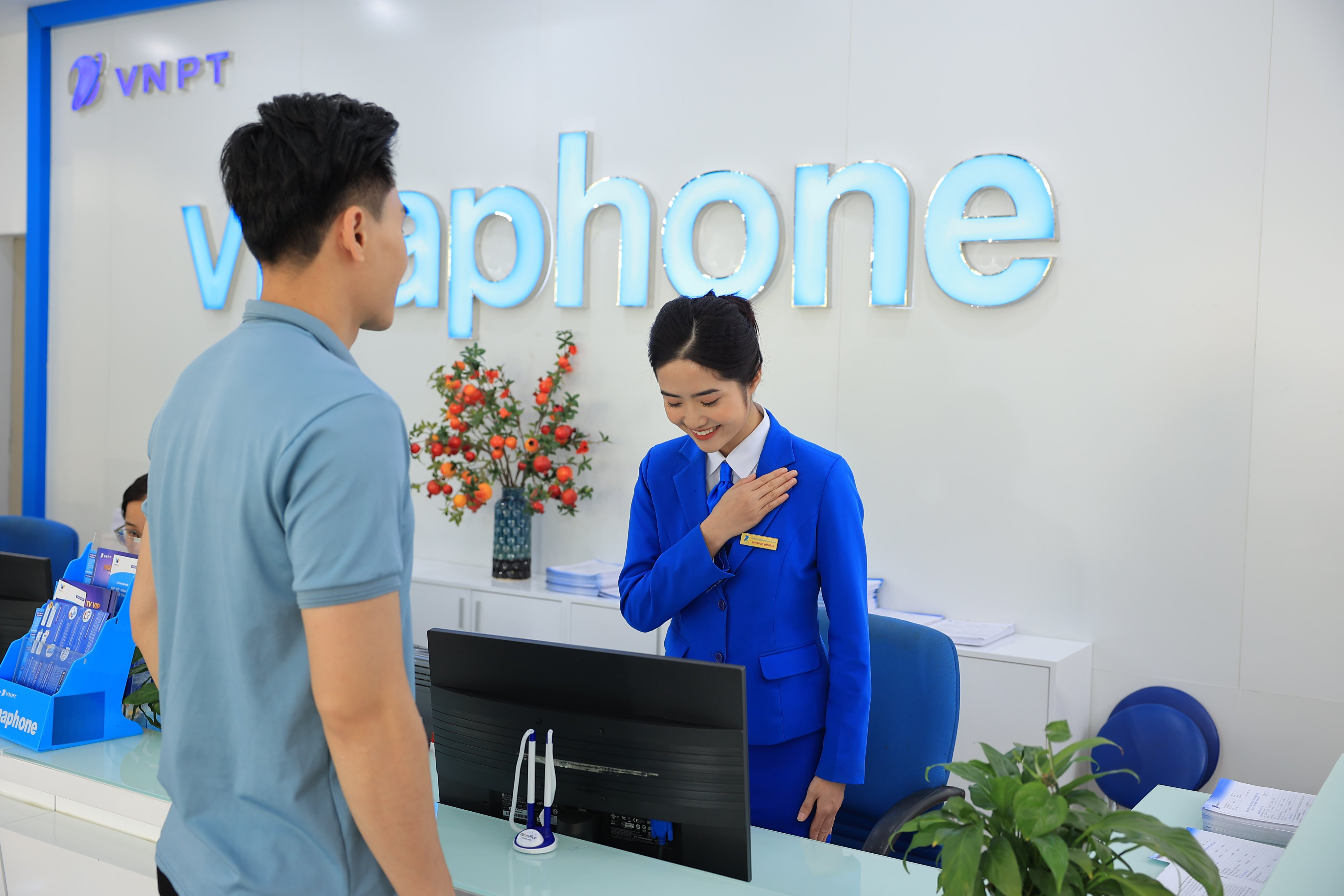 Nhà mạng xin lỗi khách hàng về sự bất tiện này trong quá trình sử dụng dịch vụ