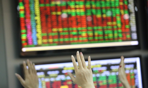 Sửa Nghị định 65: Liệu cổ phiếu bất động sản có thoát thế “kẹt”?