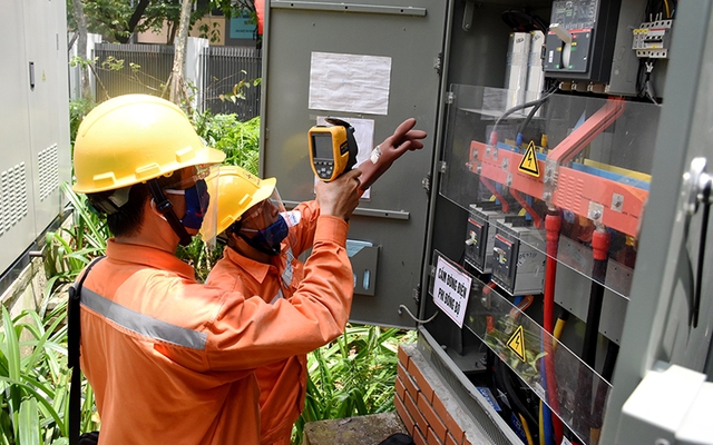 Nếu không tăng giá bán lẻ điện bình quân, EVN sẽ mất cân đối tài chính