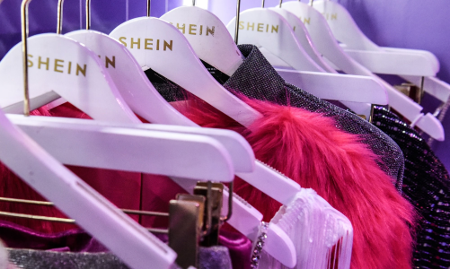 “Gã khổng lồ” thời trang nhanh Trung Quốc loay hoay tăng trưởng tại Mỹ