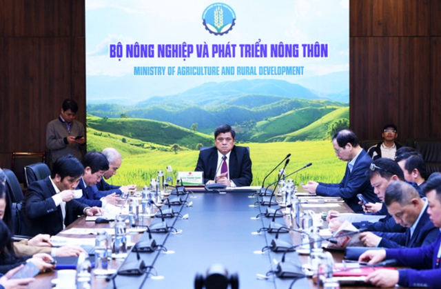Ông Trần Thanh Nam - Thứ trưởng Bộ Nông nghiệp và Phát triển nông thôn  chủ trì Diễn đàn ngày 10/2/2023.