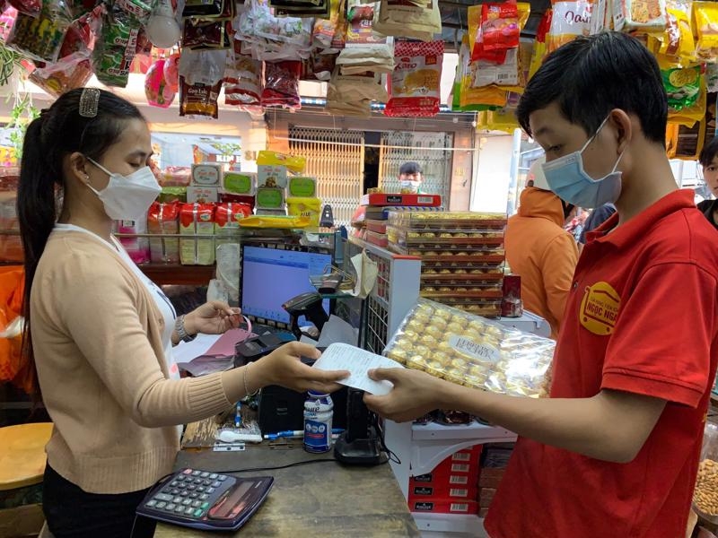 6,000 Hanoi retailers to issue e-invoices