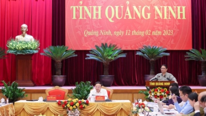 PM asks Quang Ninh to develop Mong Cai Port