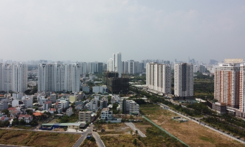 Quản lý thuế bất động sản quá dễ, dẫn đến dễ dàng lách thuế, đẩy giá đất