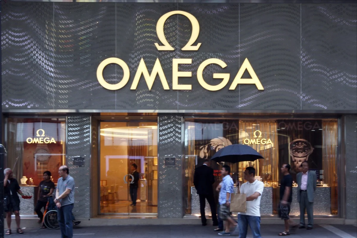 Swatch Group AG, tập đo&agrave;n đồng hồ h&agrave;ng đầu thế giới mới đ&acirc;y đ&atilde; quyết định tăng gi&aacute; h&agrave;ng loạt sản phẩm đến từ c&aacute;c thương hiệu m&igrave;nh sở hữu.