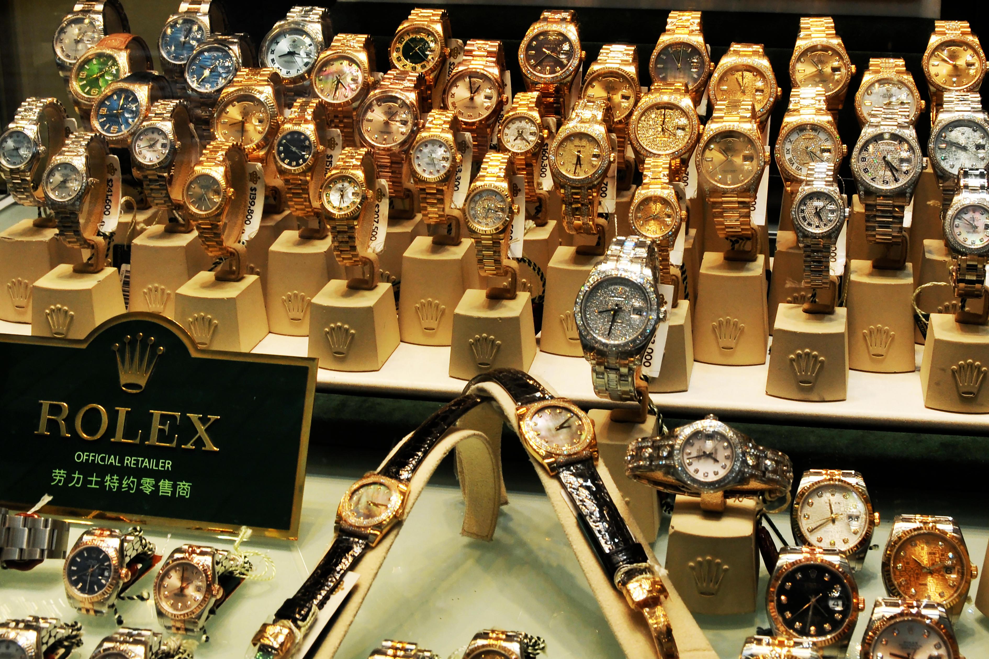 Trong số các thị trường lớn thì Trung Quốc là nơi giá Rolex ít bị bóp méo nhất, còn Omega và Longines là 2 thương hiệu được resale nhiều nhất.