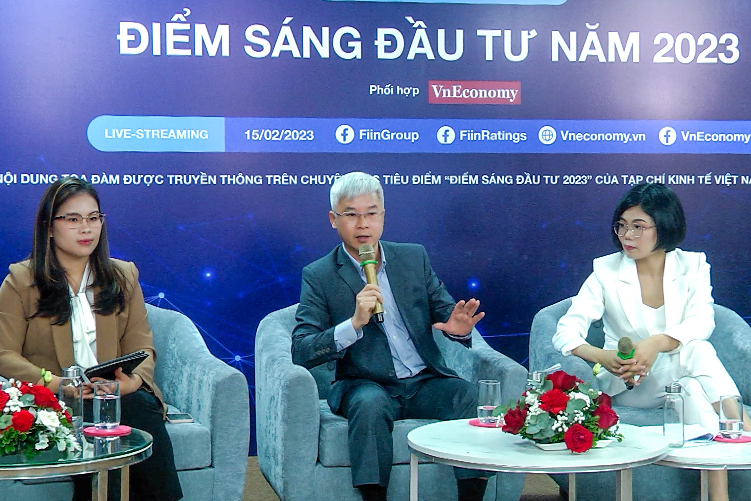 Các diễn giả tại toạ đàm 