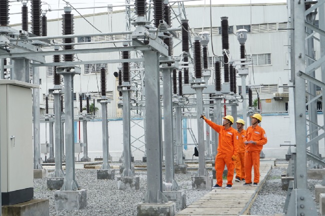 EVN đã nỗ lực đảm bảo cung ứng đủ điện cho phát triển kinh tế đất nướcvà đời sống của nhân dân.