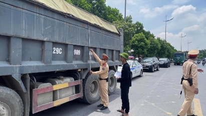 Transport ministry tightening control of overloaded trucks