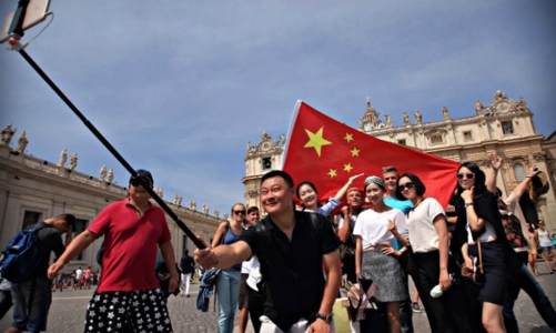 Kiến nghị Trung Quốc sớm “mở cửa” cho khách du lịch tới Việt Nam 