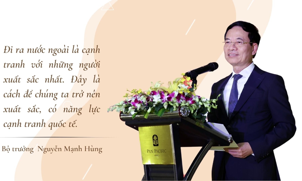 Bộ trưởng Nguyễn Mạnh Hùng phát biểu tại buổi gặp gỡ với giới công nghệ thông tin - Ảnh: Mic.