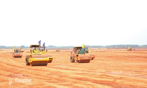 Vì đâu siêu sân bay Long Thành đối mặt nguy cơ chậm tiến độ?