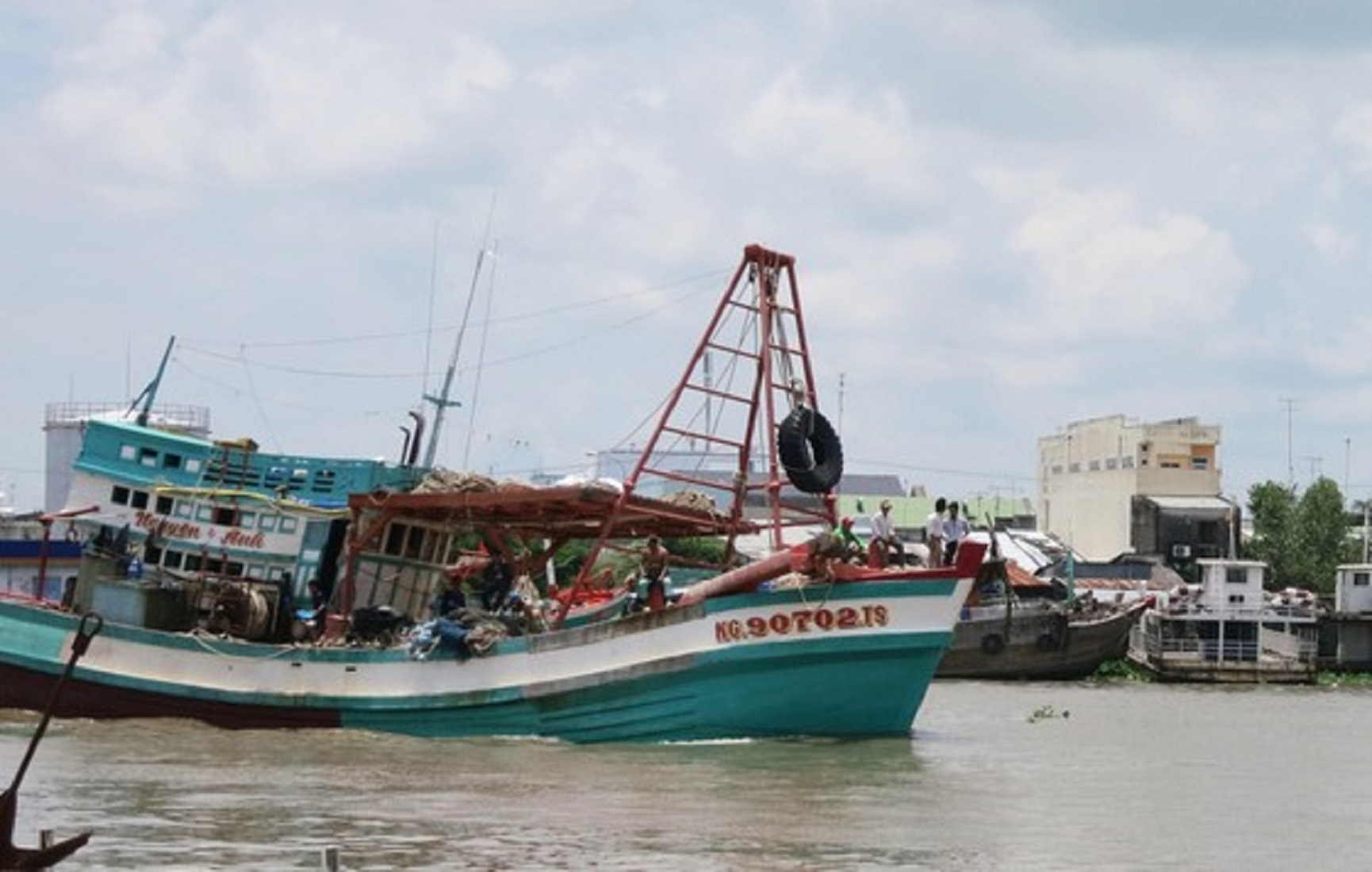 Kiểm soát 100% tàu đánh bắt trên biển mọi lúc mọi nơi.