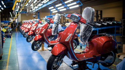 Piaggio Vietnam to increase investment in Vinh Phuc