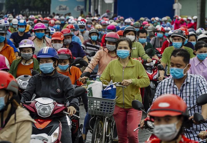 Năm 2022 hàng vạn người lao động được hỗ trợ lương ngừng việc 