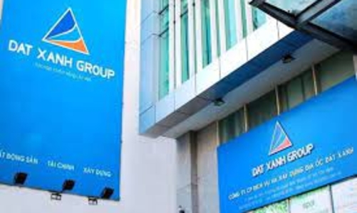 Cổ đông ngoại và nội ồ ạt bán ra cổ phiếu Đất Xanh