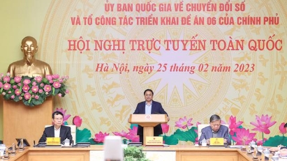 PM calls for boost to digital transformation